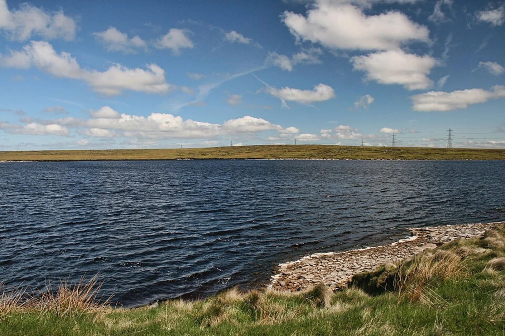 An image depicting the trail Dog Hill Loop - Blackstone Edge Reservoir and its surrounding area.