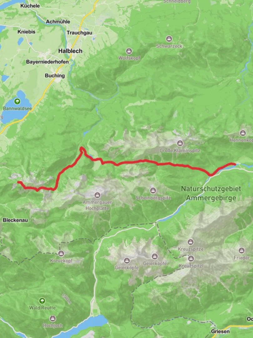 An image depicting the trail Tegelberg to Linderhof Walk and its surrounding area.