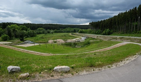 An image depicting the trail Freudenthalweg and its surrounding area.