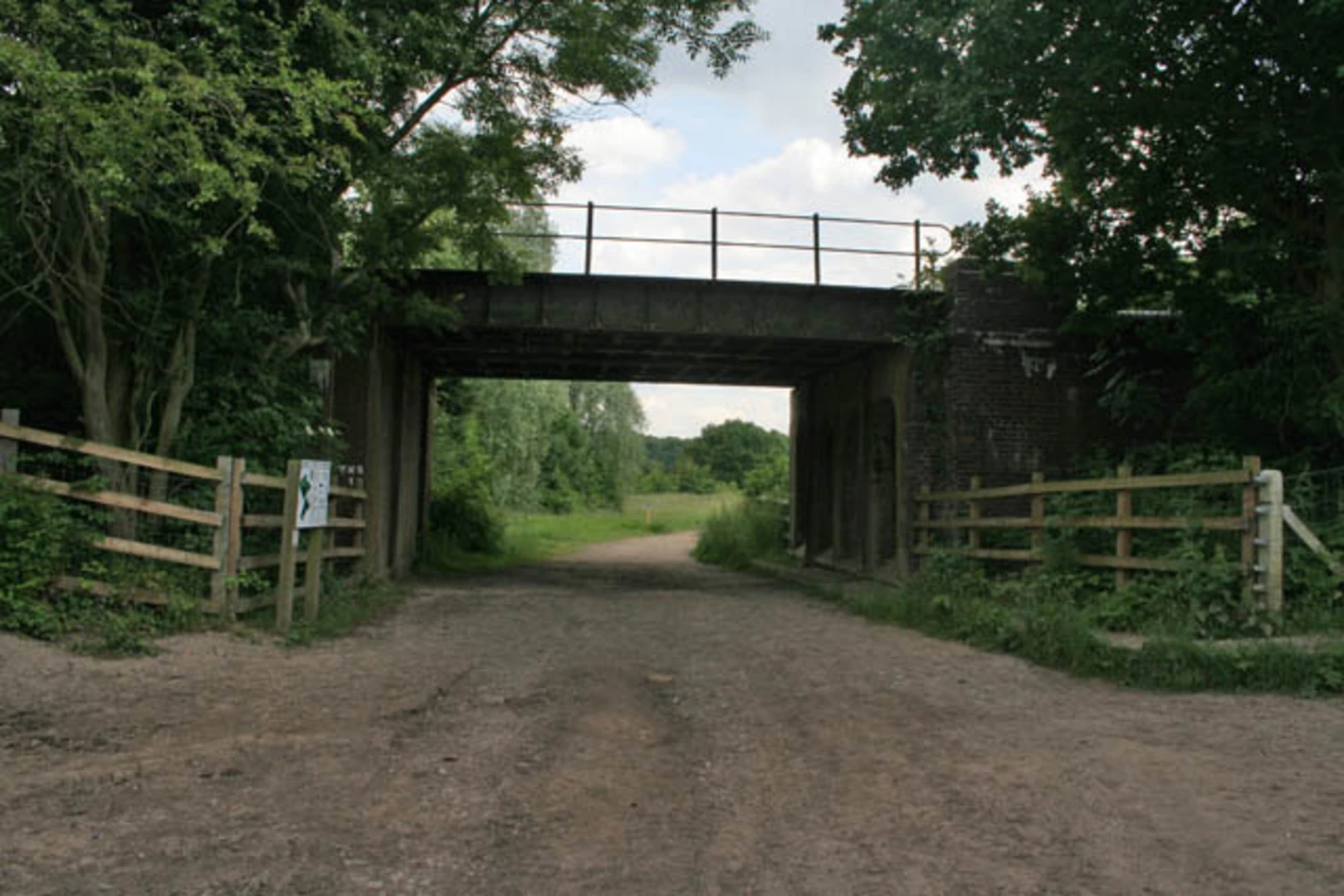 An image depicting the trail Burbage Common Loop and its surrounding area.