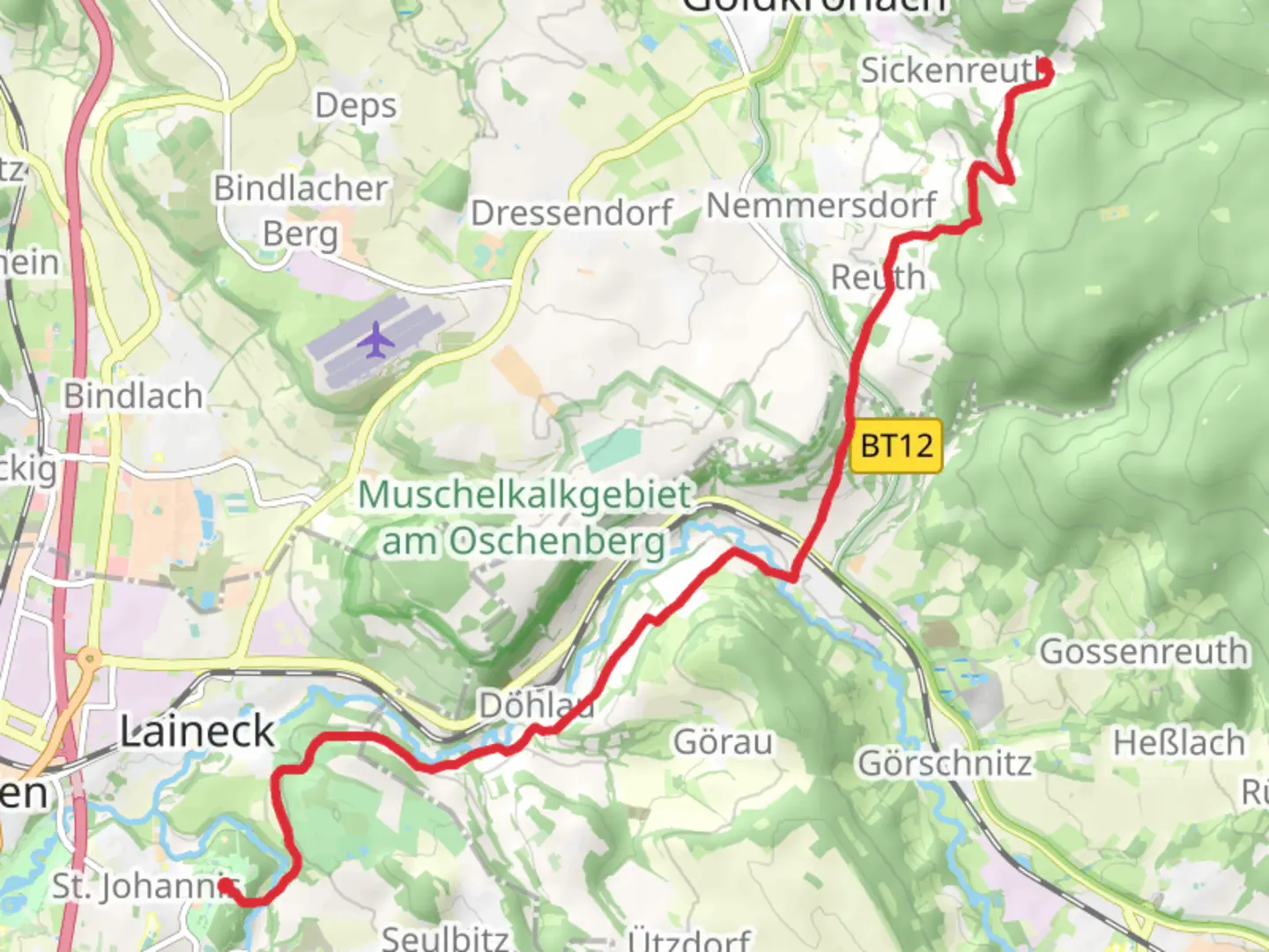 An image depicting the trail Sickenreuth to Eremitage via Fraenkischer Gebirgsweg and its surrounding area.