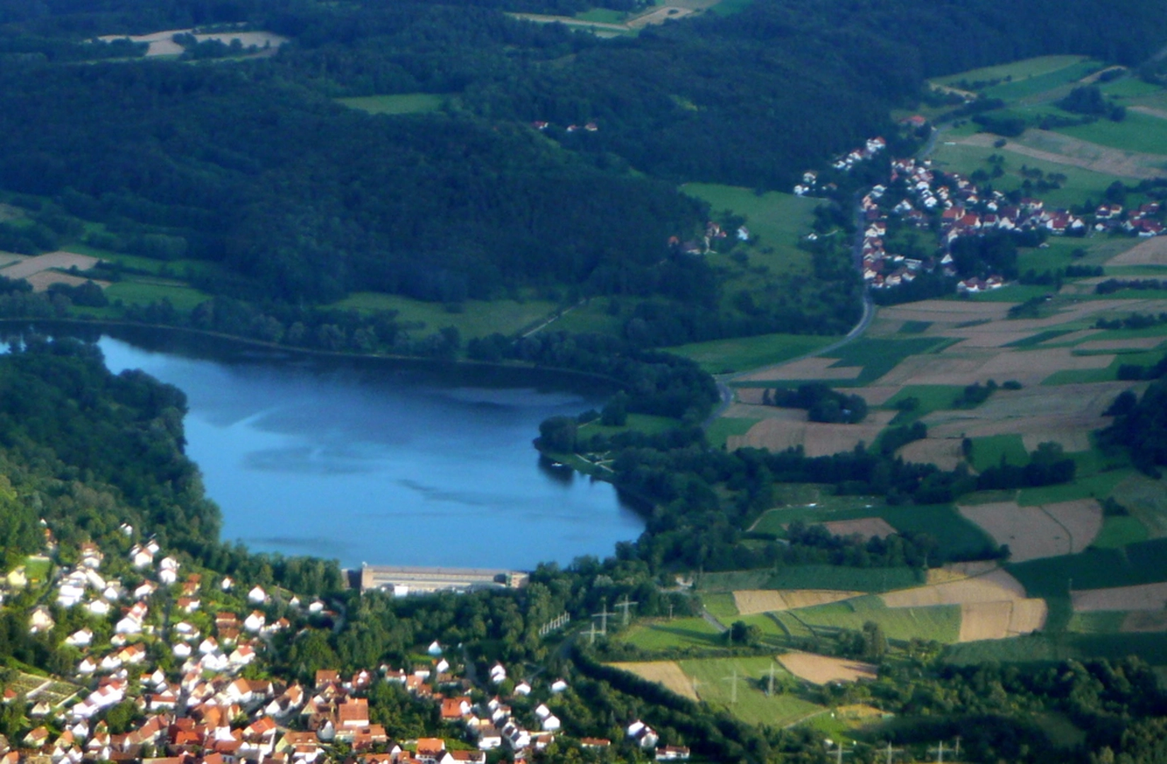 An image depicting the trail Happurg, Kainsbach and Happurger See Loop and its surrounding area.