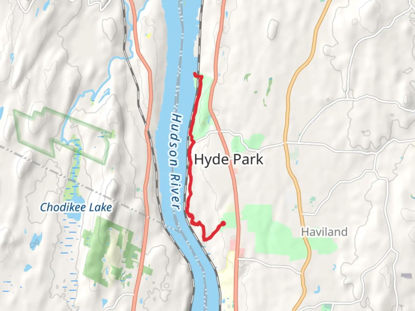 An image depicting the trail Franklin D Roosevelt Historic Park to Vanderbilt Mansion National Historic Site Trail and its surrounding area.