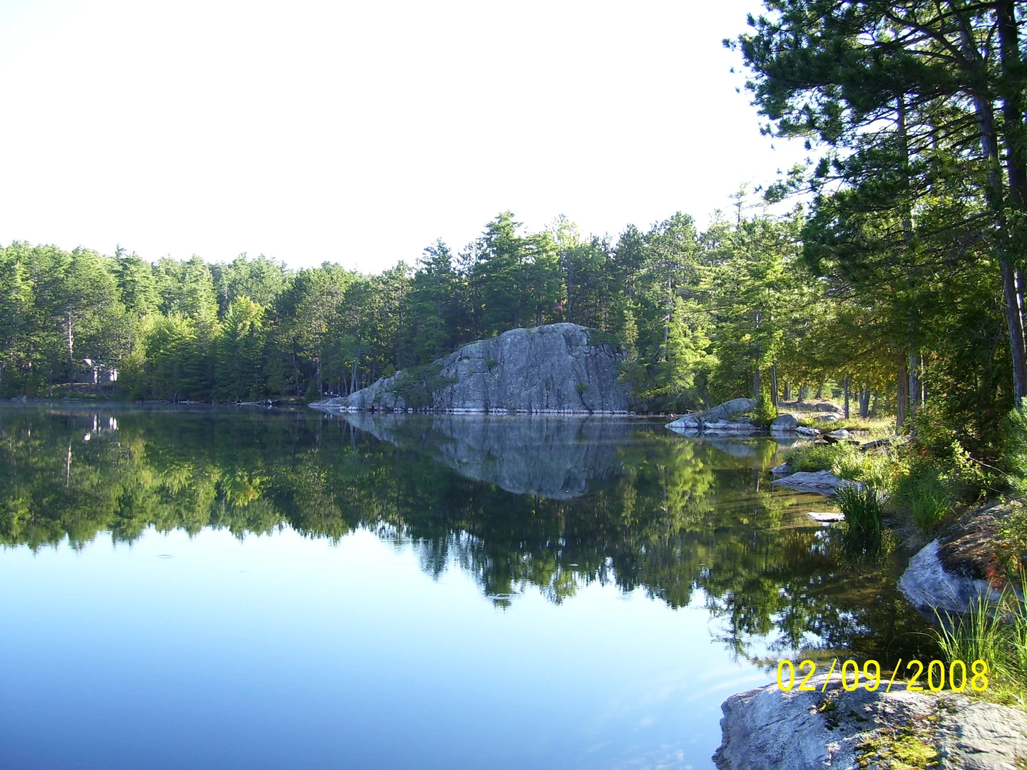 An image depicting the trail Granite Lake - Hidden Lake Trail Loop and its surrounding area.