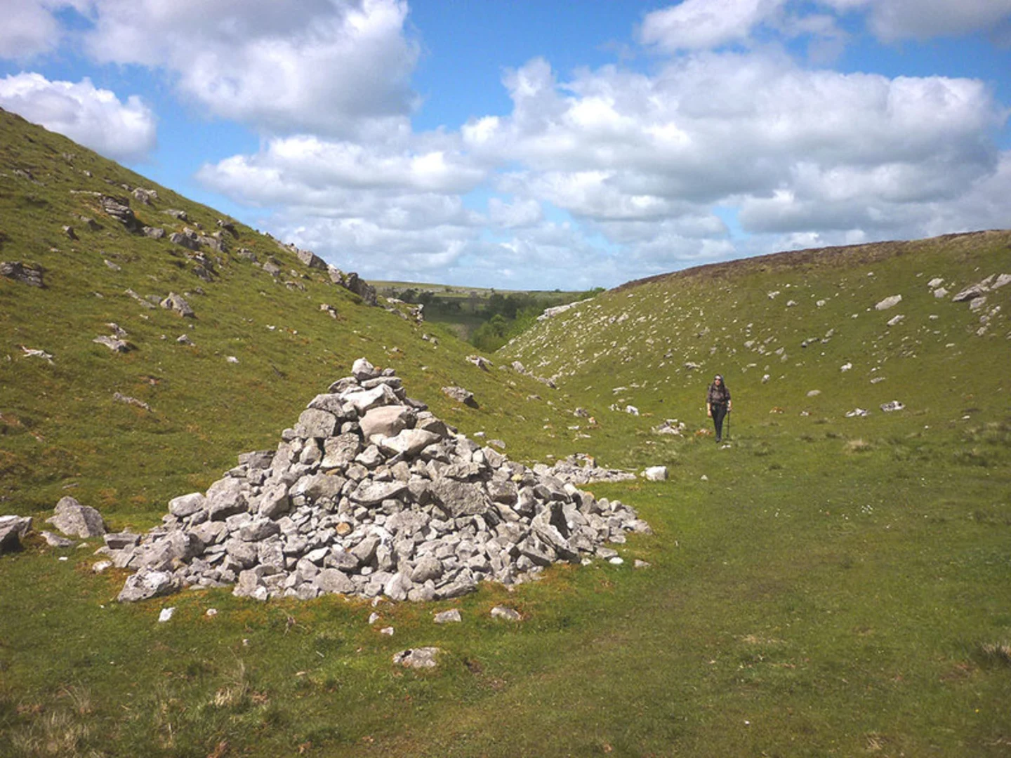 An image depicting the trail Gamelands Stone Circle and Highmore Hill via Coast to Coast Walk and its surrounding area.