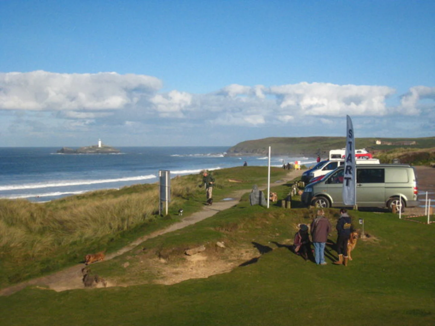 An image depicting the trail Portreath to Carbis Bay Walk and its surrounding area.