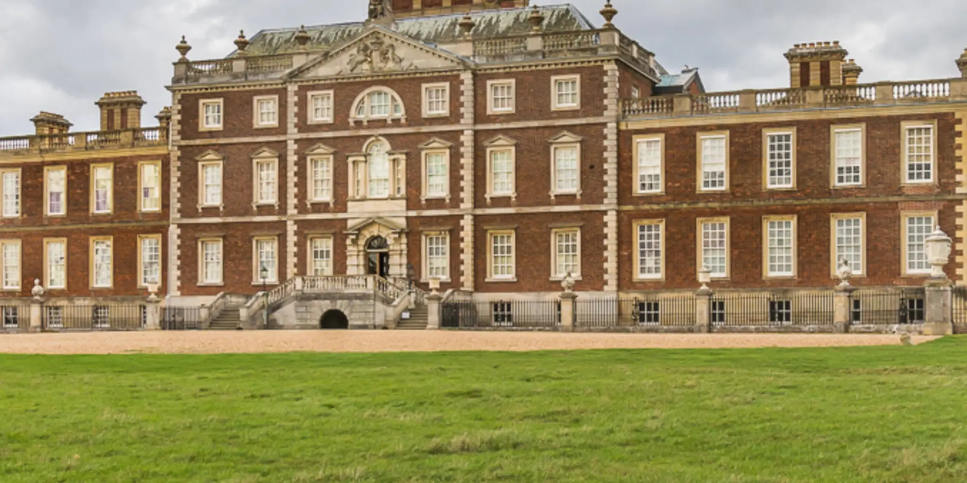 An image depicting the trail Mare Way and Wimpole Estate from Orwell and its surrounding area.