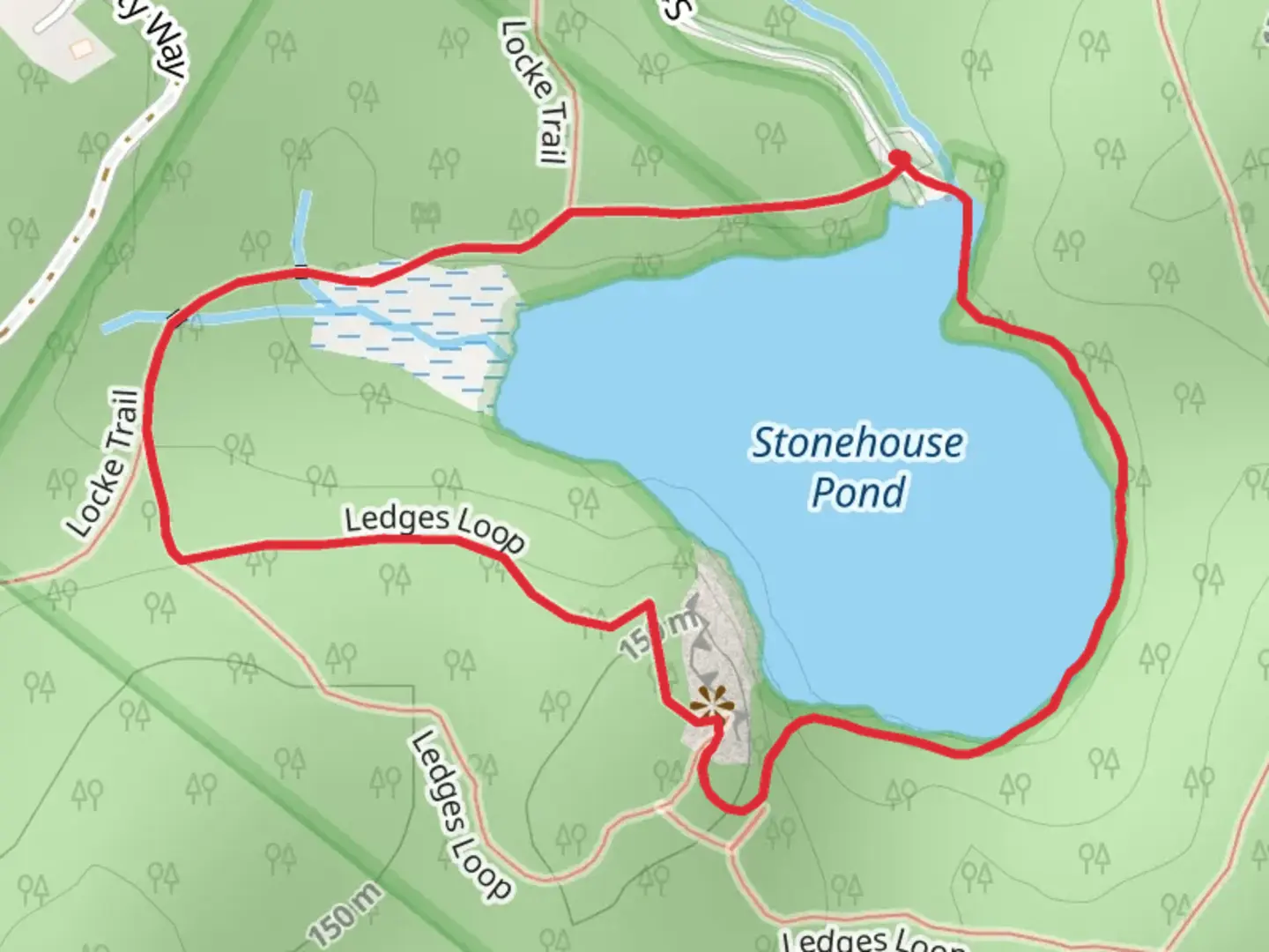 An image depicting the trail Stonehouse Pond Loop and its surrounding area.