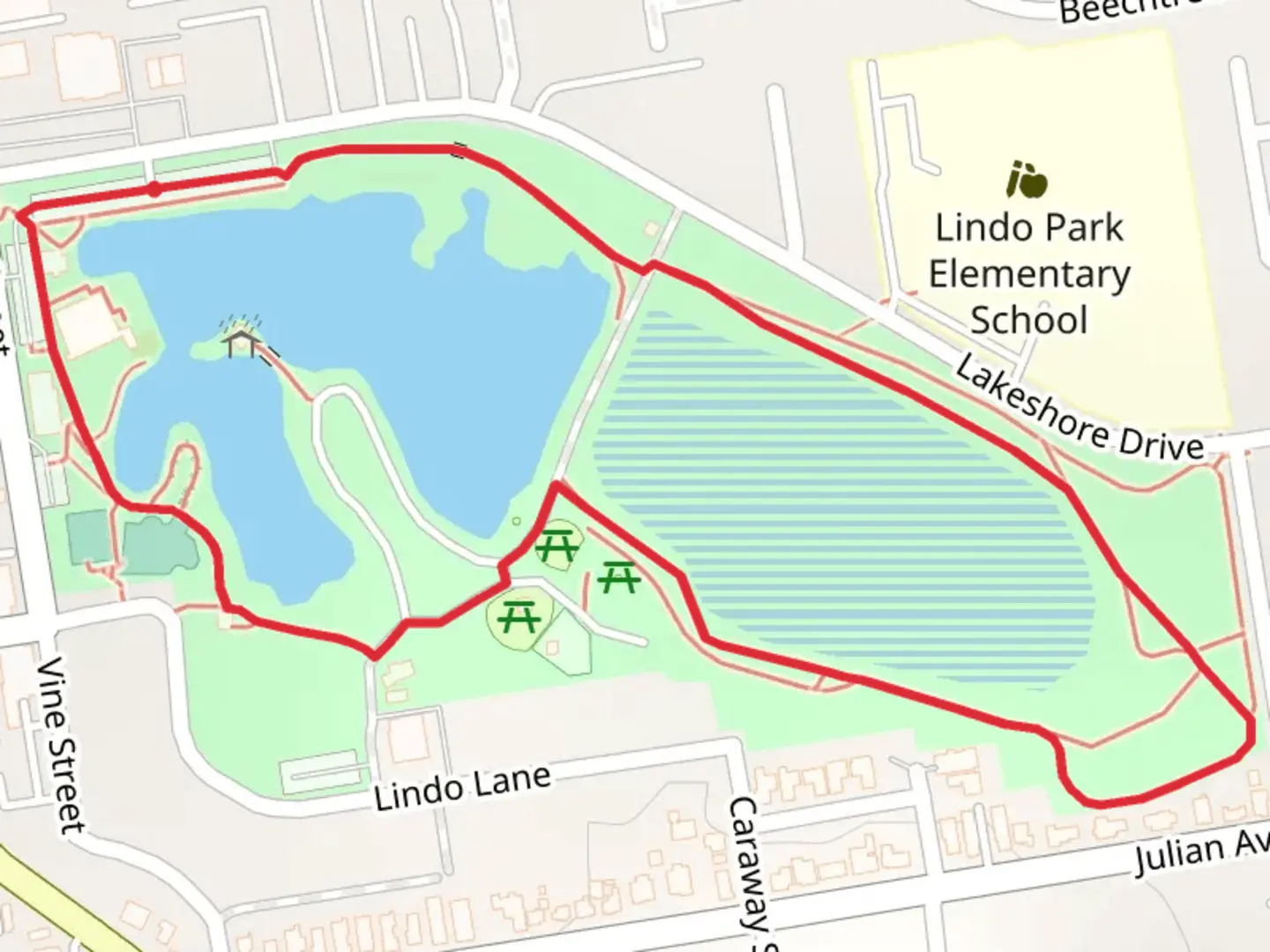 An image depicting the trail Lindo Lake County Park Loop and its surrounding area.