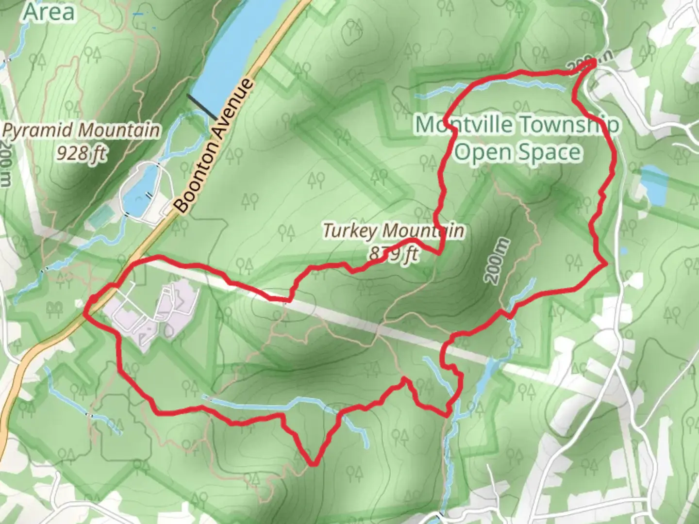An image depicting the trail Turkey Mountain Loop via Yellow and Red Trail and its surrounding area.