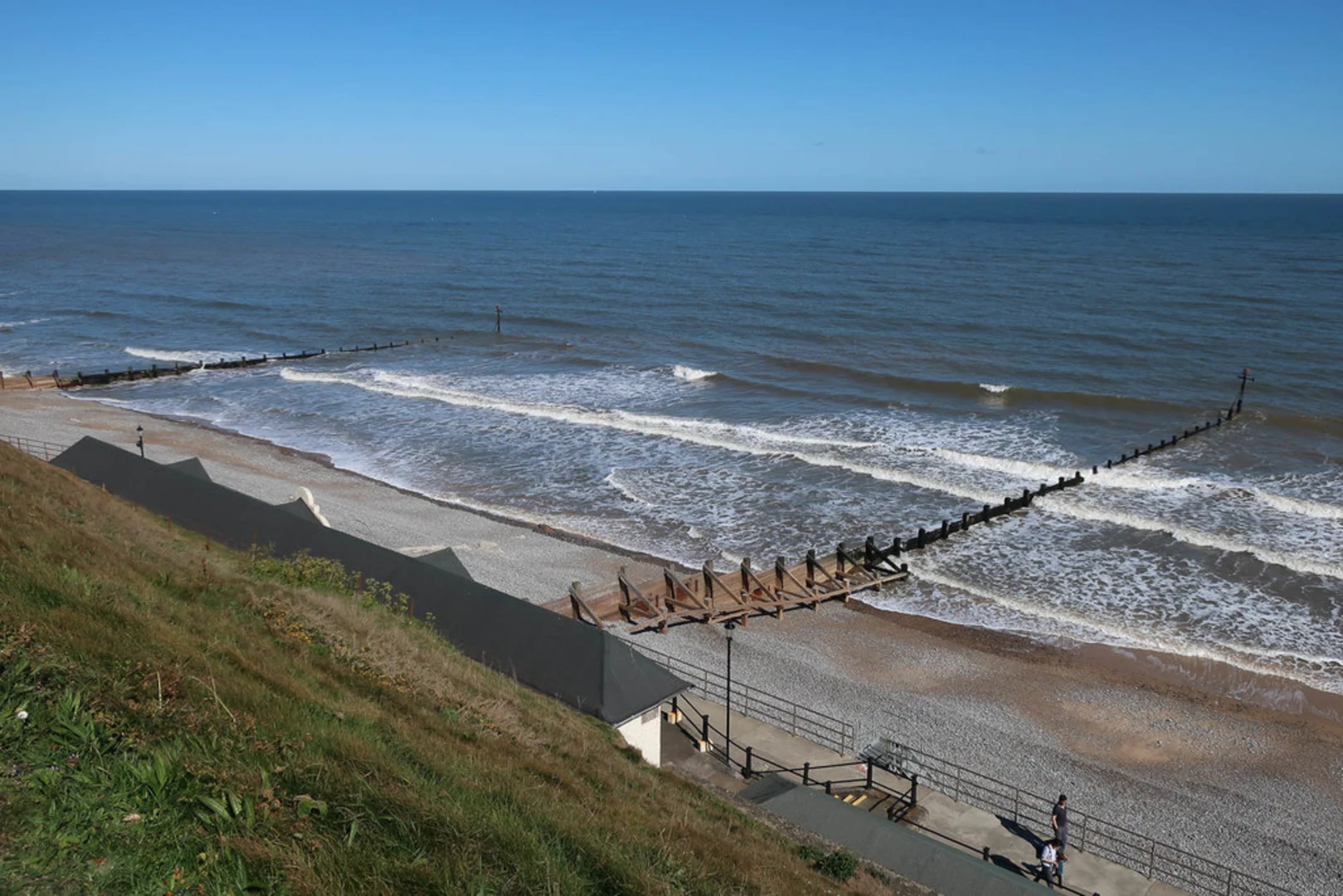 An image depicting the trail Felbrigg Hall, Sheringham and Aylmerton Loop and its surrounding area.