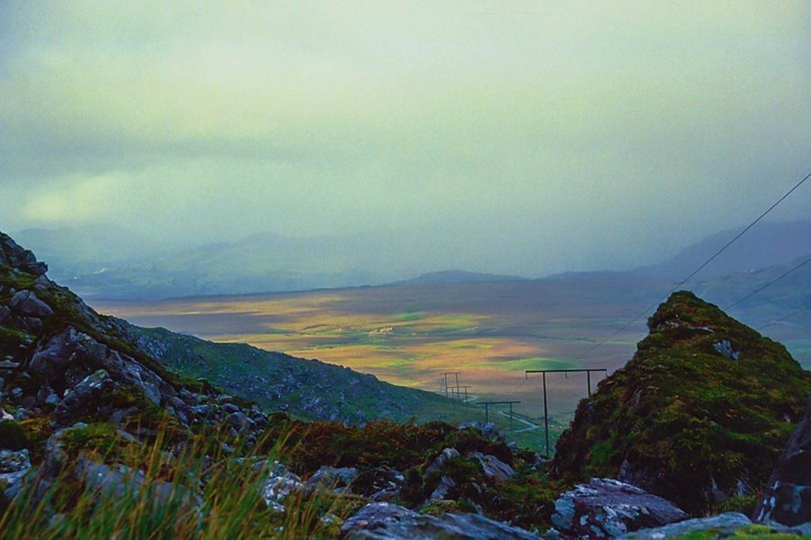 An image depicting the trail Colly Top Walk from Ballaghisheen Pass and its surrounding area.