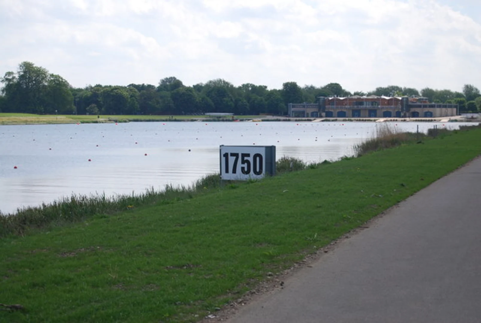 An image depicting the trail Dorney Lake Loop and its surrounding area.