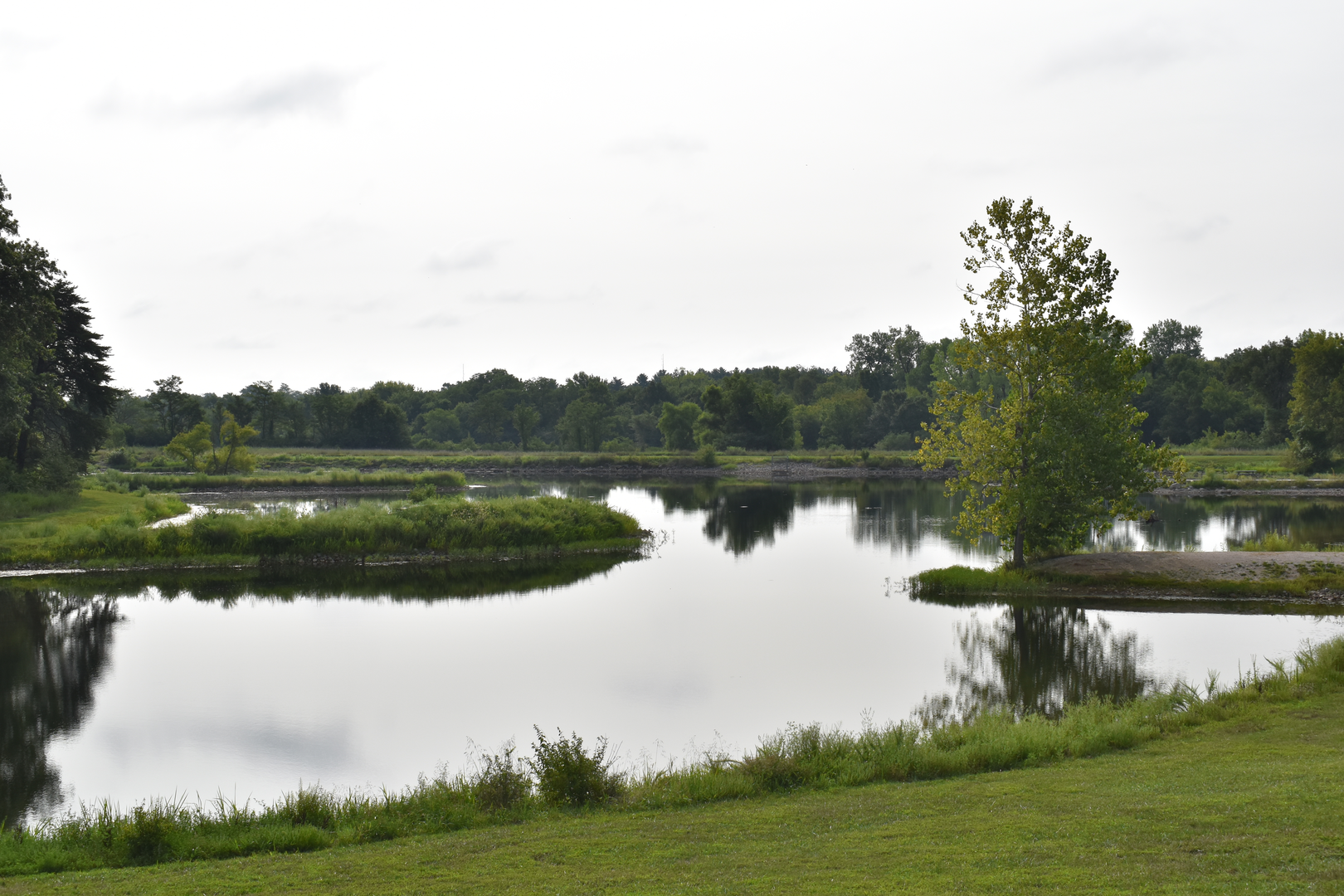 An image depicting the trail American Discovery Trail - Missouri and its surrounding area.