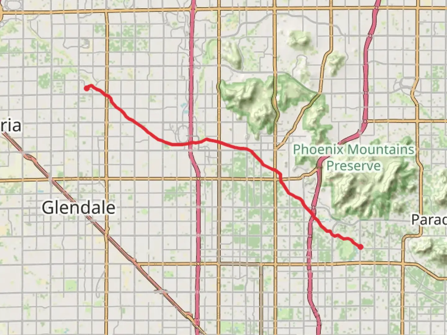 An image depicting the trail Arizona Canal and its surrounding area.