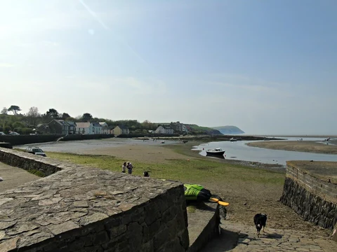 An image depicting the trail Newport Parrog to Cwm and its surrounding area.