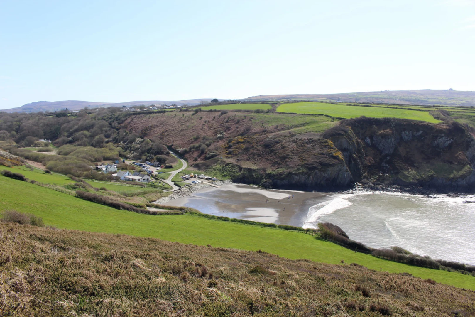 An image depicting the trail Dinas Island and its surrounding area.