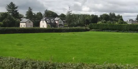 An image depicting the trail Crucspullagadaun Loop Walk and its surrounding area.