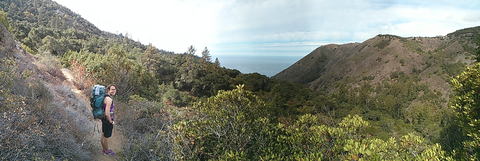 An image depicting the trail Lion Den Camp to Dutra Flat Campground via Three Peaks and Dutra Trail and its surrounding area.