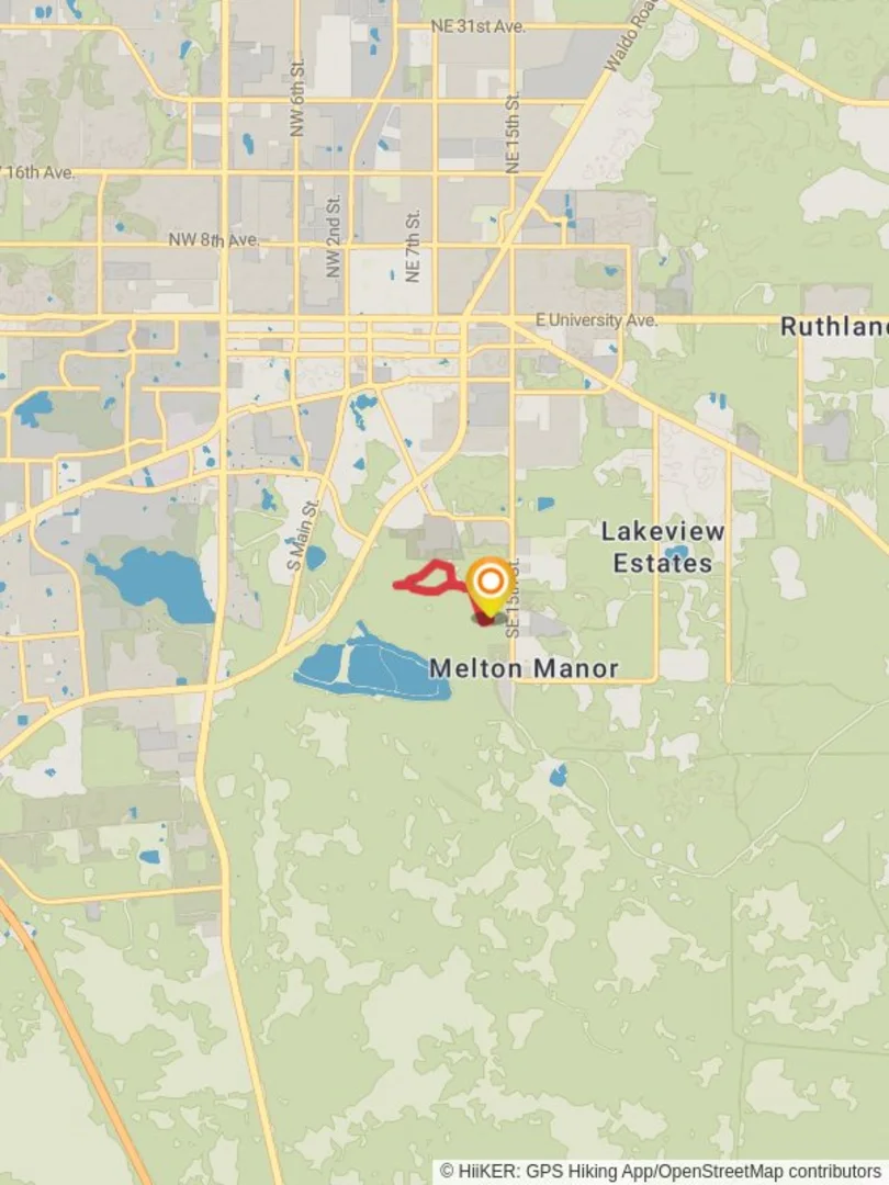 An image depicting the trail Sinkhole Pond via East Trail and its surrounding area.