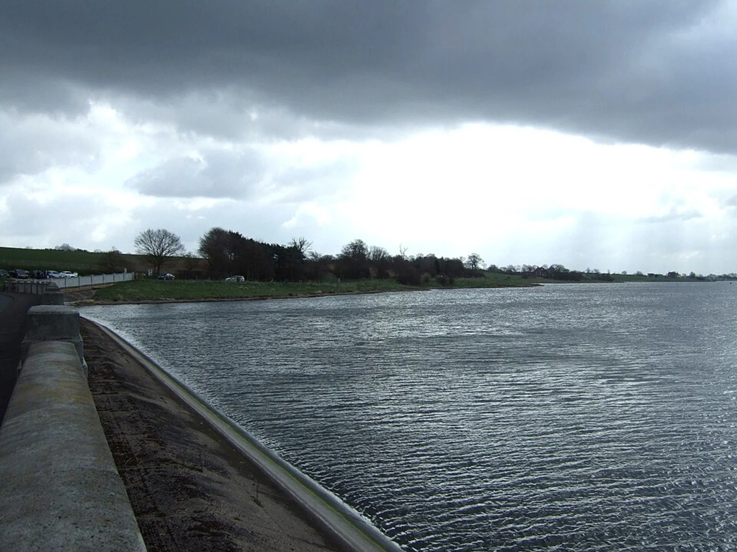 An image depicting the trail Red Route Loop - Blithfield Reservoir and its surrounding area.