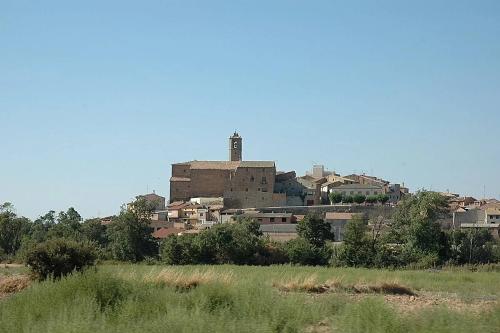 An image depicting the trail Path of the Ribera de Sio PR C 56 and its surrounding area.