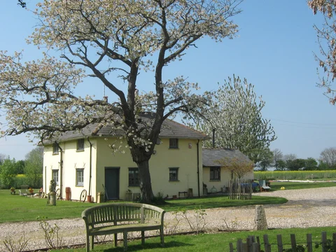 An image depicting the trail Tilmanstone Loop and its surrounding area.