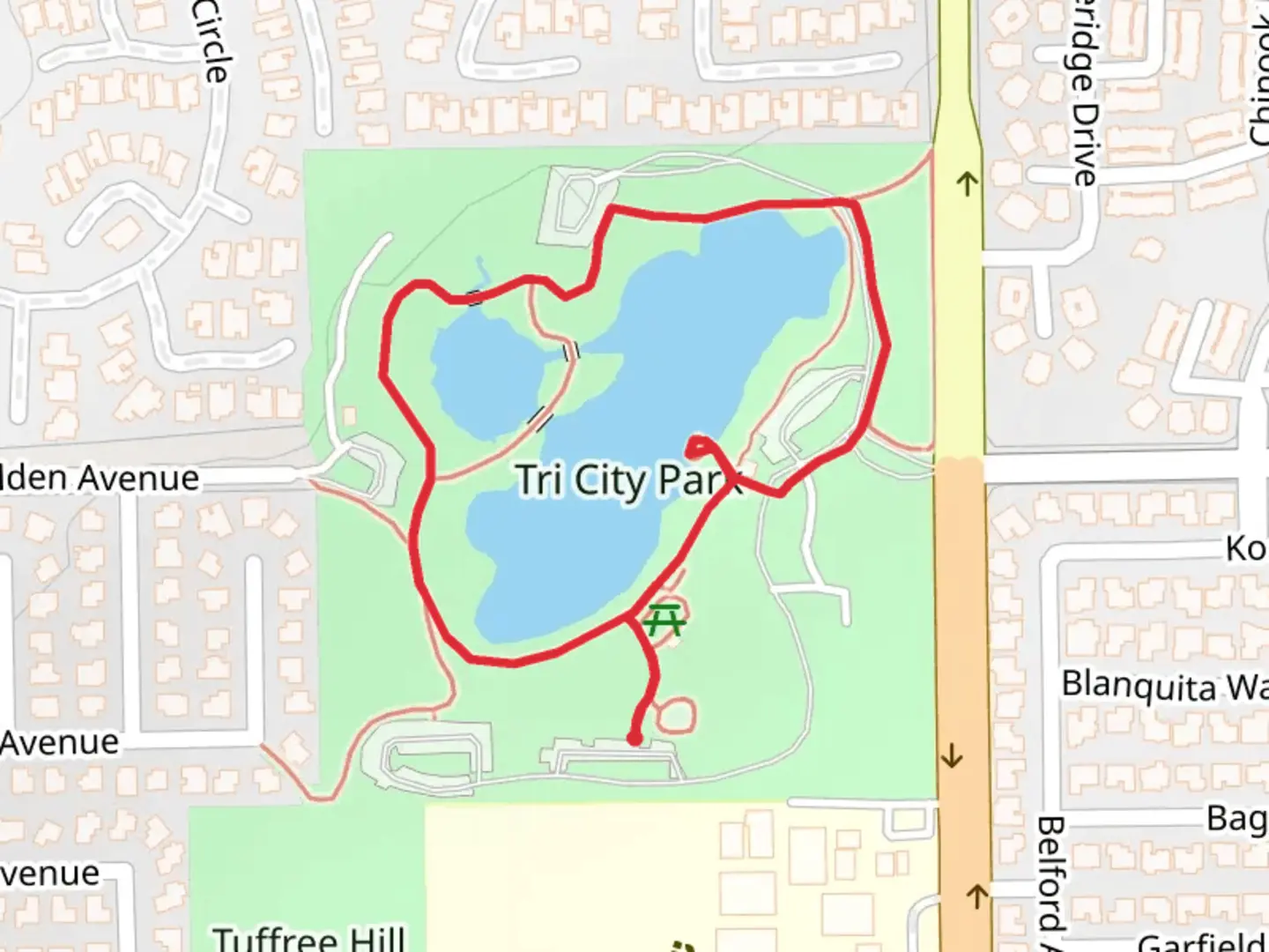 An image depicting the trail Tri City Park Loop and its surrounding area.