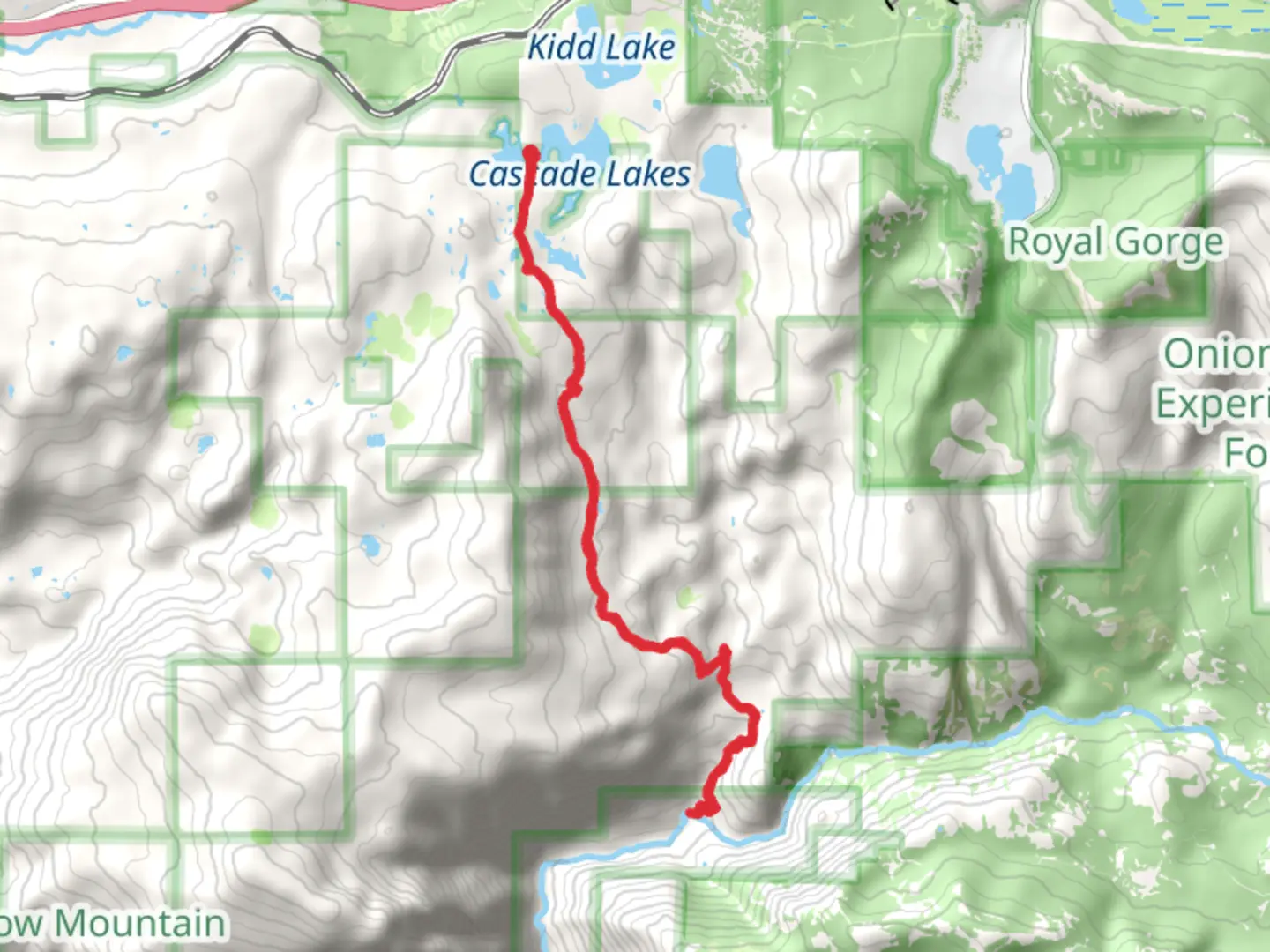 An image depicting the trail Cascade Lake and Long Lake and its surrounding area.