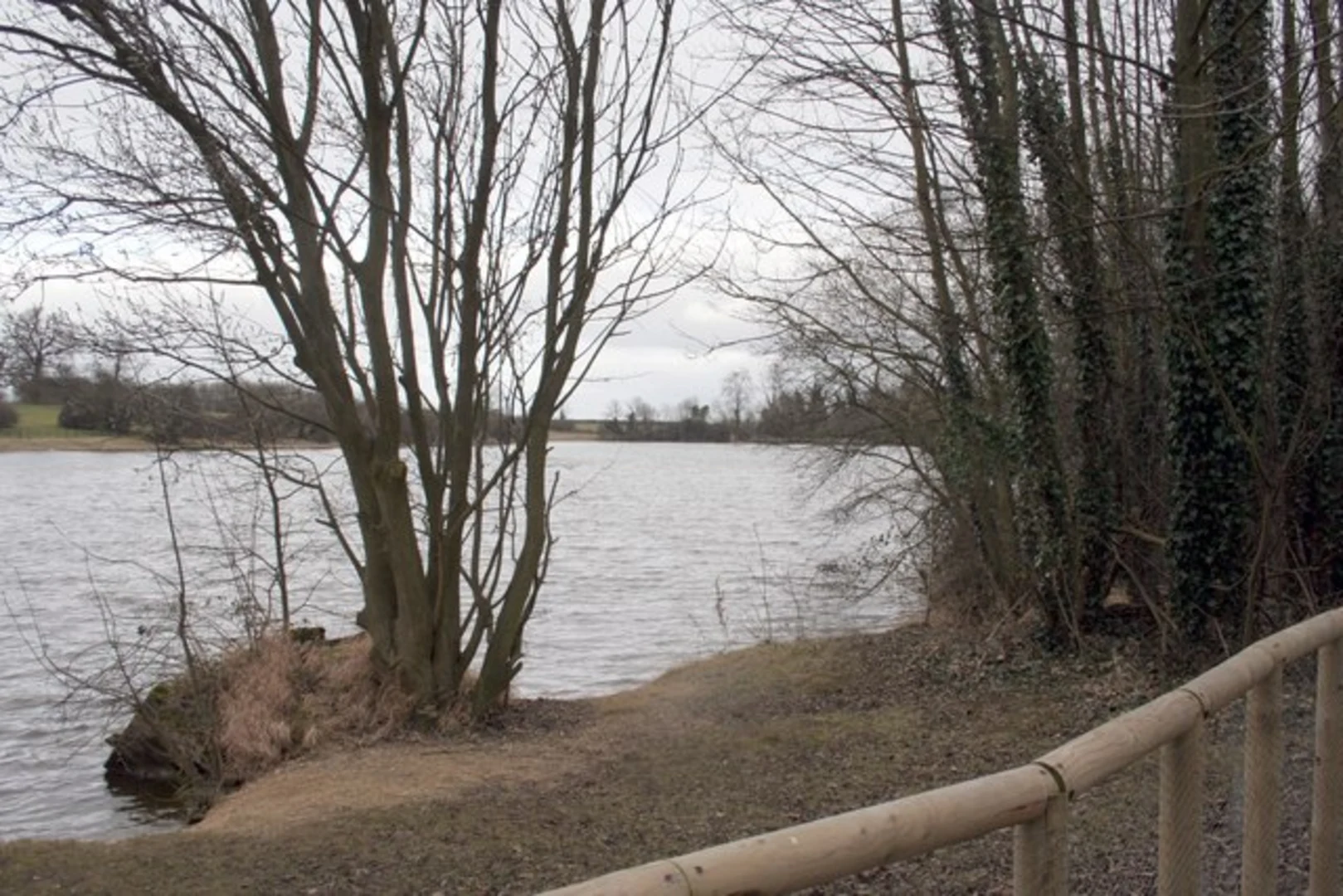 An image depicting the trail Culverthorpe Circular Path and its surrounding area.