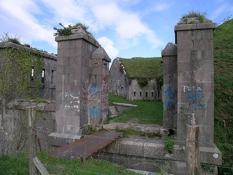 An image depicting the trail Txoritokieta SL GI 4 and its surrounding area.