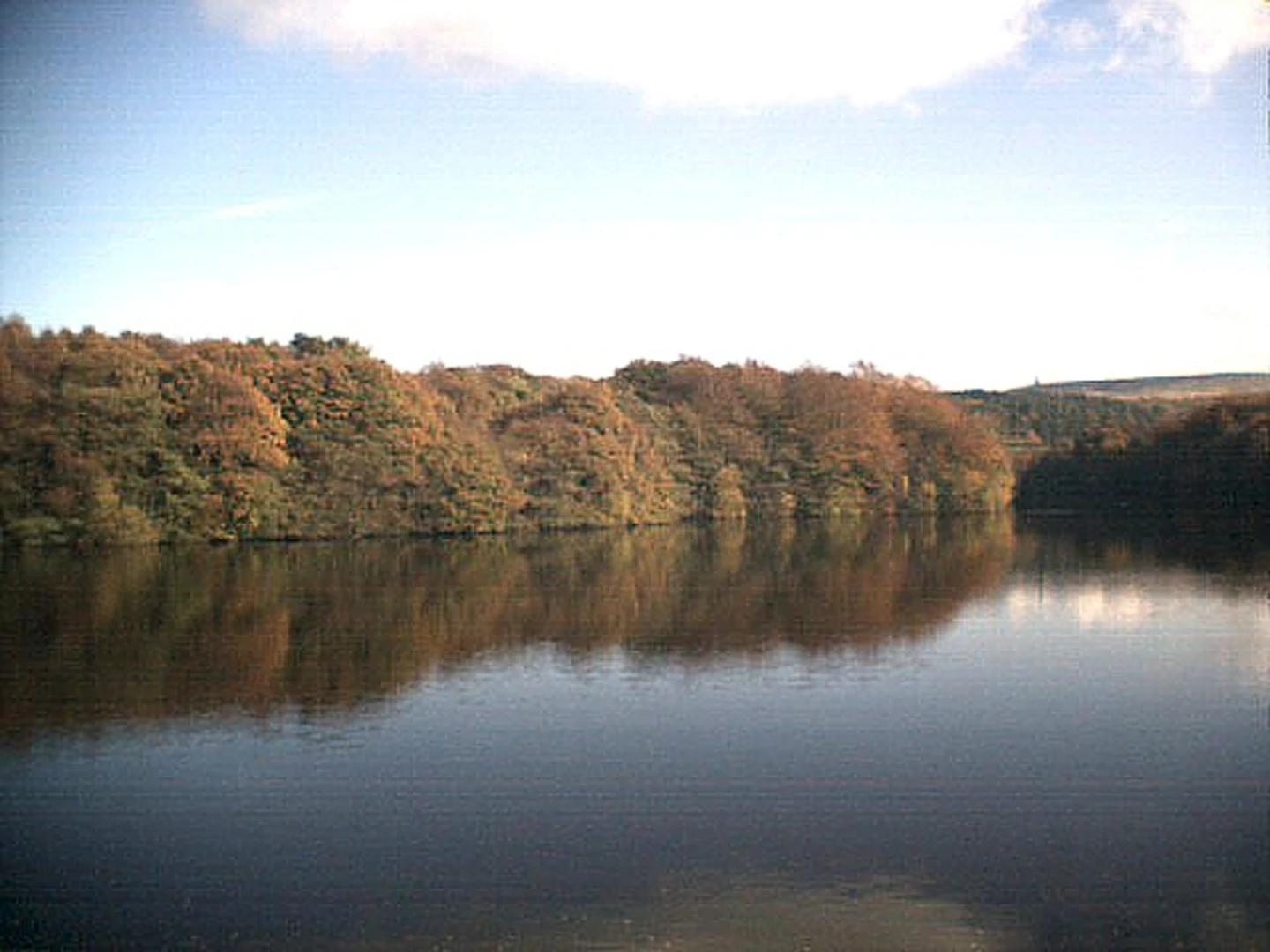 An image depicting the trail Roddlesworth Reservoir and Great Hill Loop and its surrounding area.