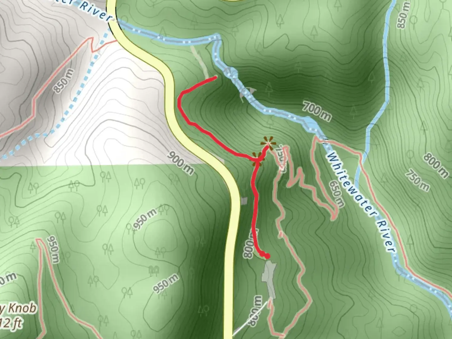 An image depicting the trail Whitewater Falls Overlook and its surrounding area.
