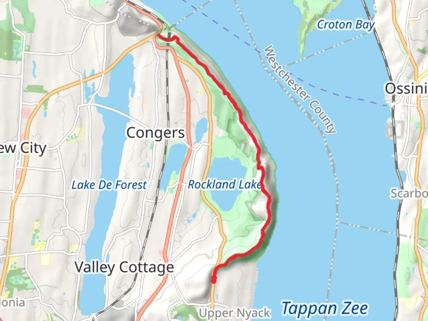An image depicting the trail Haverstraw Beach State Park and its surrounding area.