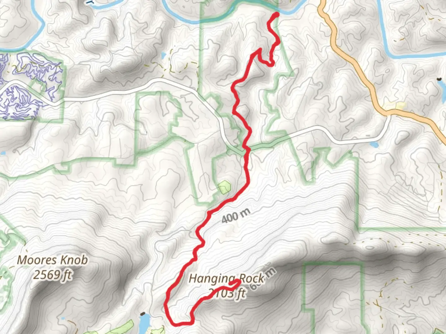 An image depicting the trail Hanging Rock via Indian Creek Trail and its surrounding area.
