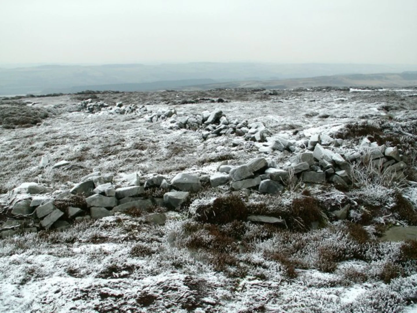 An image depicting the trail Langsett Reservoir to Pike Lowe Loop and its surrounding area.