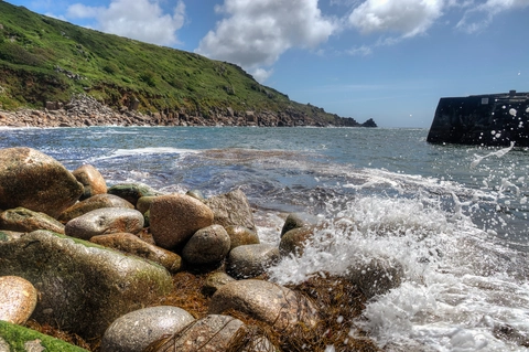 An image depicting the trail Lamorna and St Loy Walk and its surrounding area.
