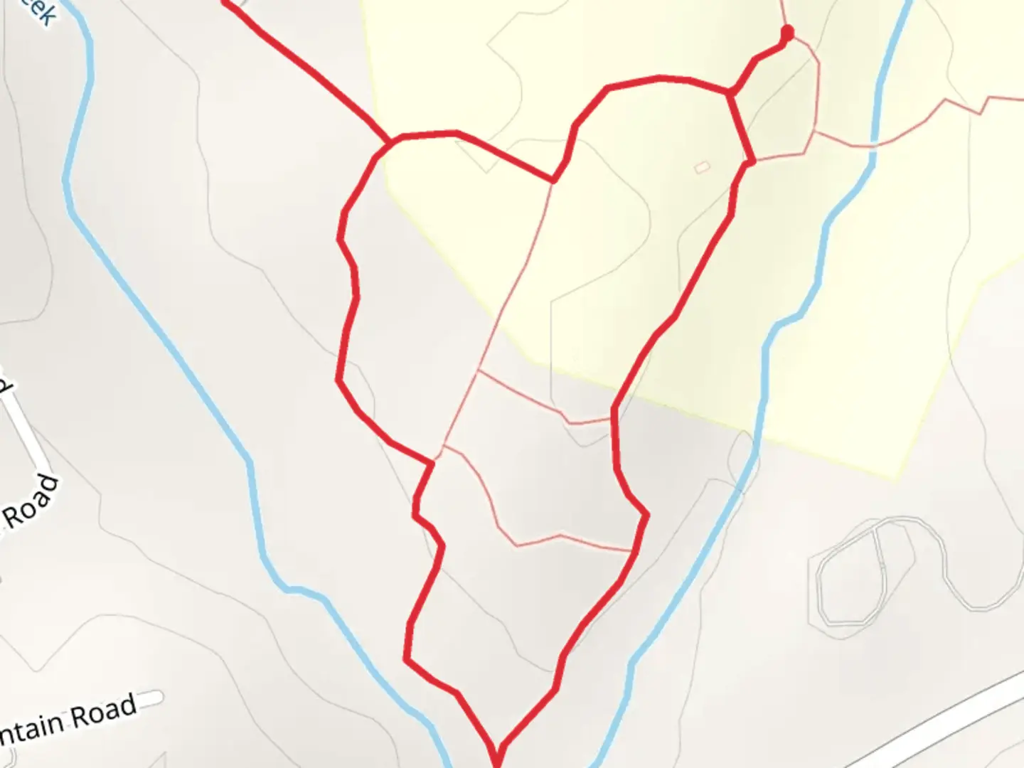 An image depicting the trail Welson College lake and Wolf Creek Loop and its surrounding area.