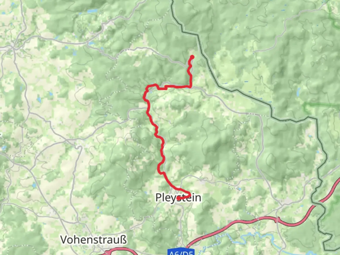 An image depicting the trail Gehenhammer to Pleystein Walk and its surrounding area.