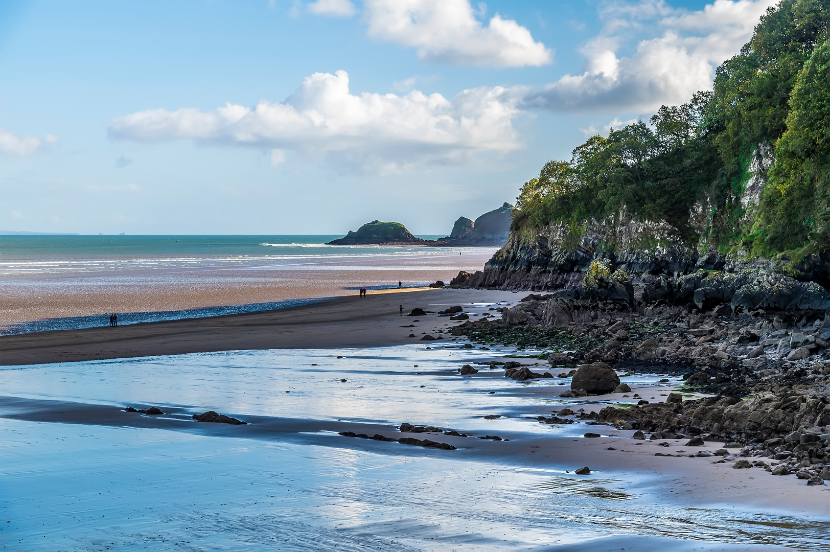 An image depicting the trail New Hedges - Monkstone and its surrounding area.