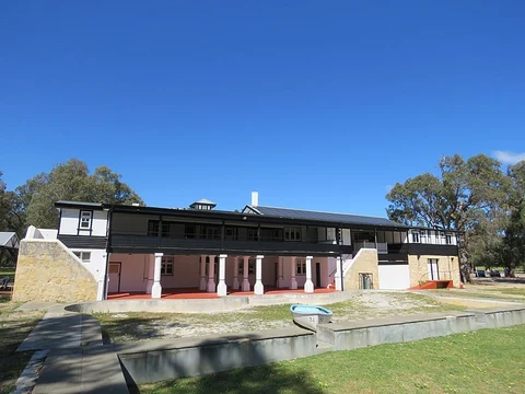 Dwerta Mia Walk Trail