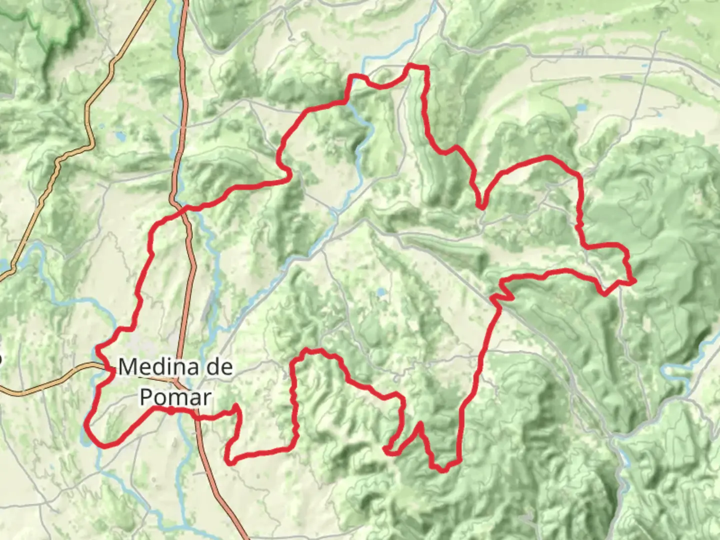 An image depicting the trail GR 186 Caminos de Medina and its surrounding area.