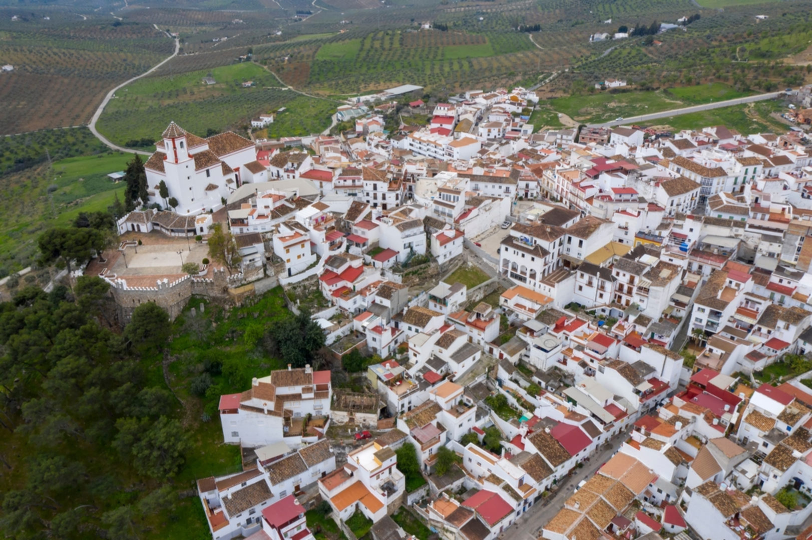 An image depicting the trail Cañada de las Ánimas Loop from Parauta and its surrounding area.