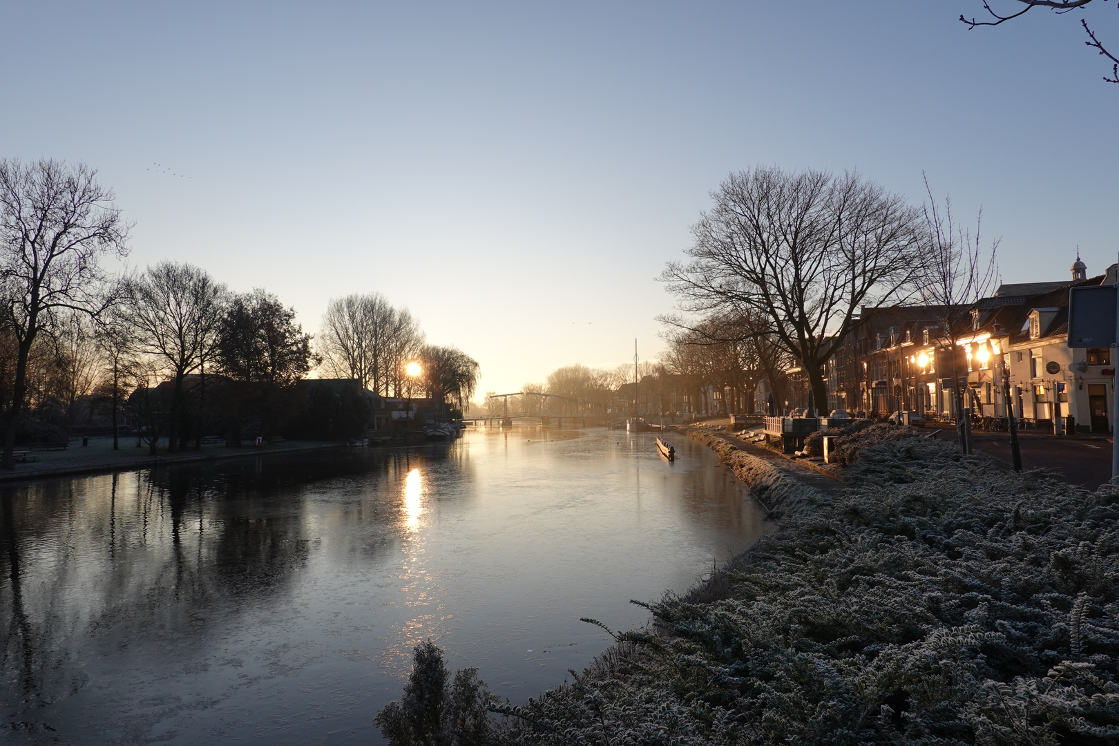 An image depicting the trail Fort Bij Nigtevecht to Weesp via Fort Hinderdam and Fort Weesp and its surrounding area.