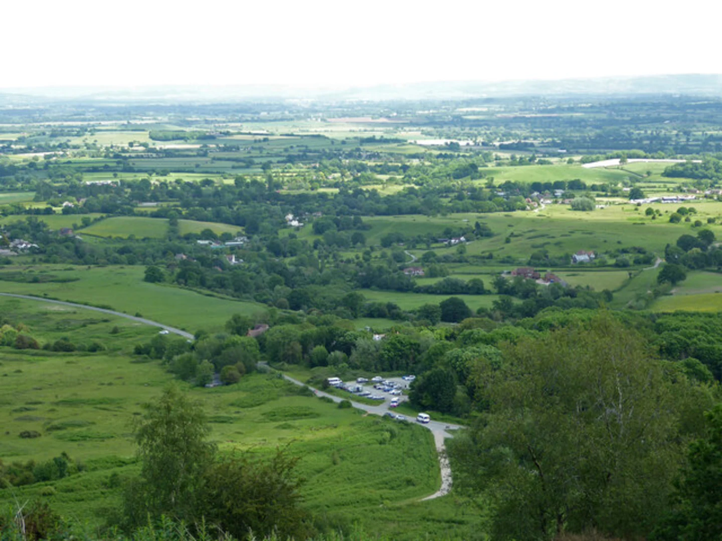An image depicting the trail Gullet Wood and Swinyard Hill via Three Choirs Way and its surrounding area.