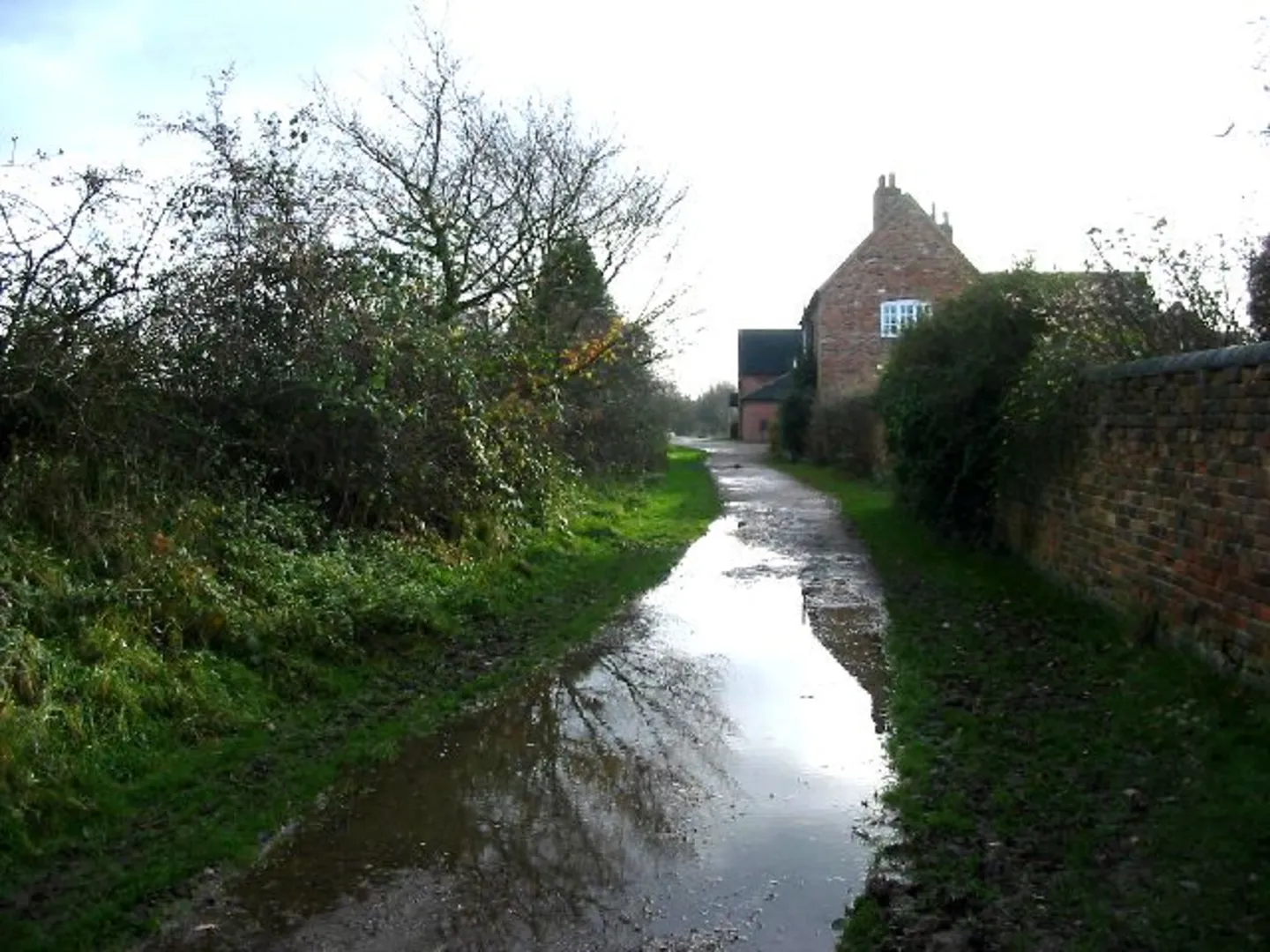 An image depicting the trail Markeaton Park and Mackworth Country Park Loop and its surrounding area.