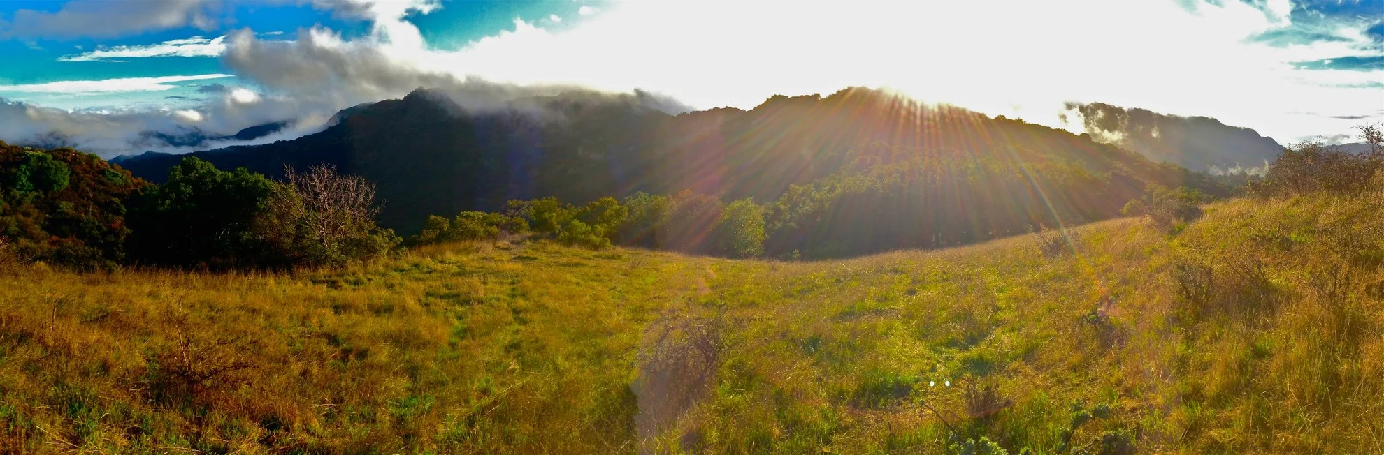 An image depicting the trail Calabasas Peak via Red Rock Road and its surrounding area.