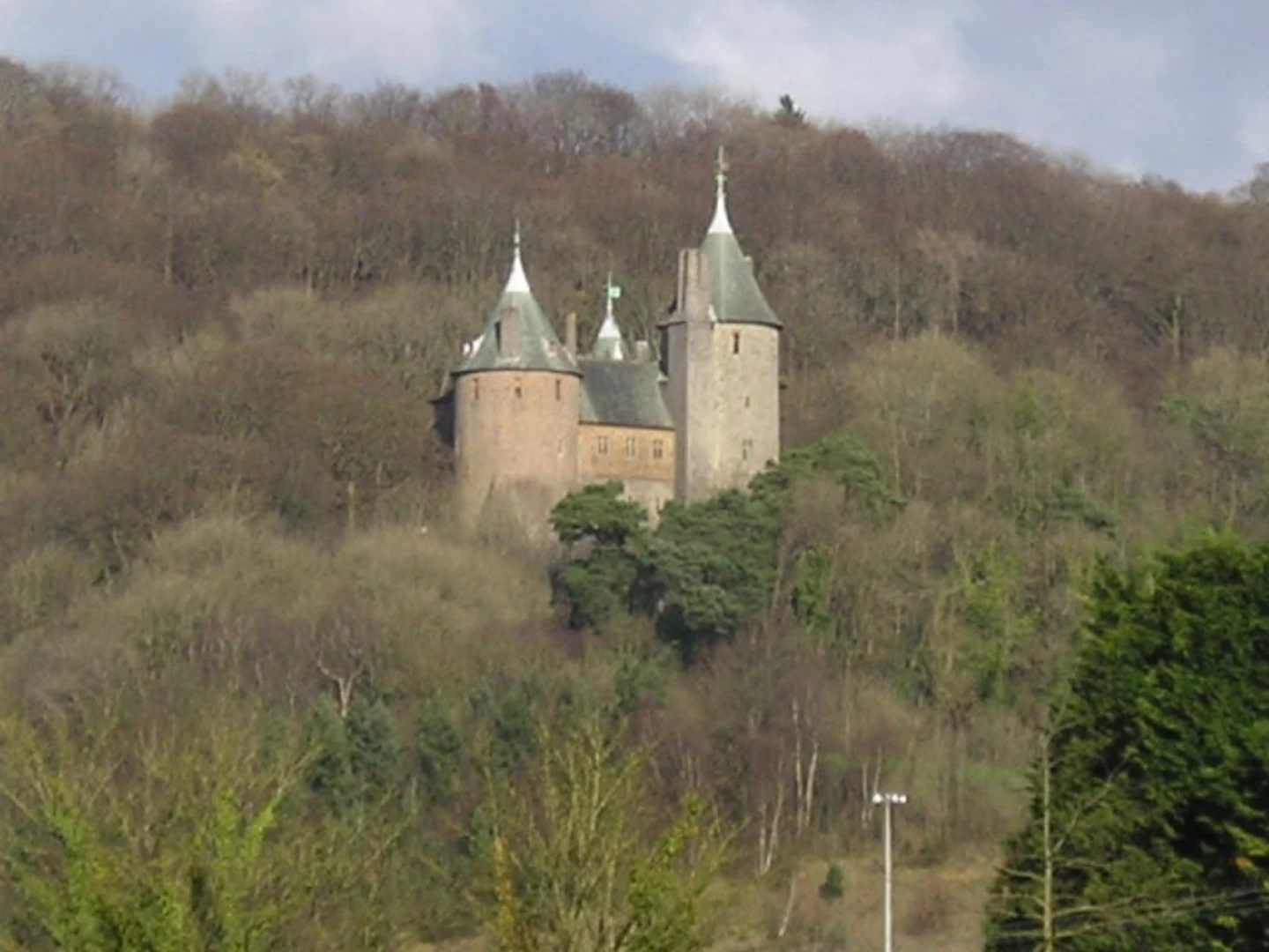 An image depicting the trail Castle Coch Loop and its surrounding area.