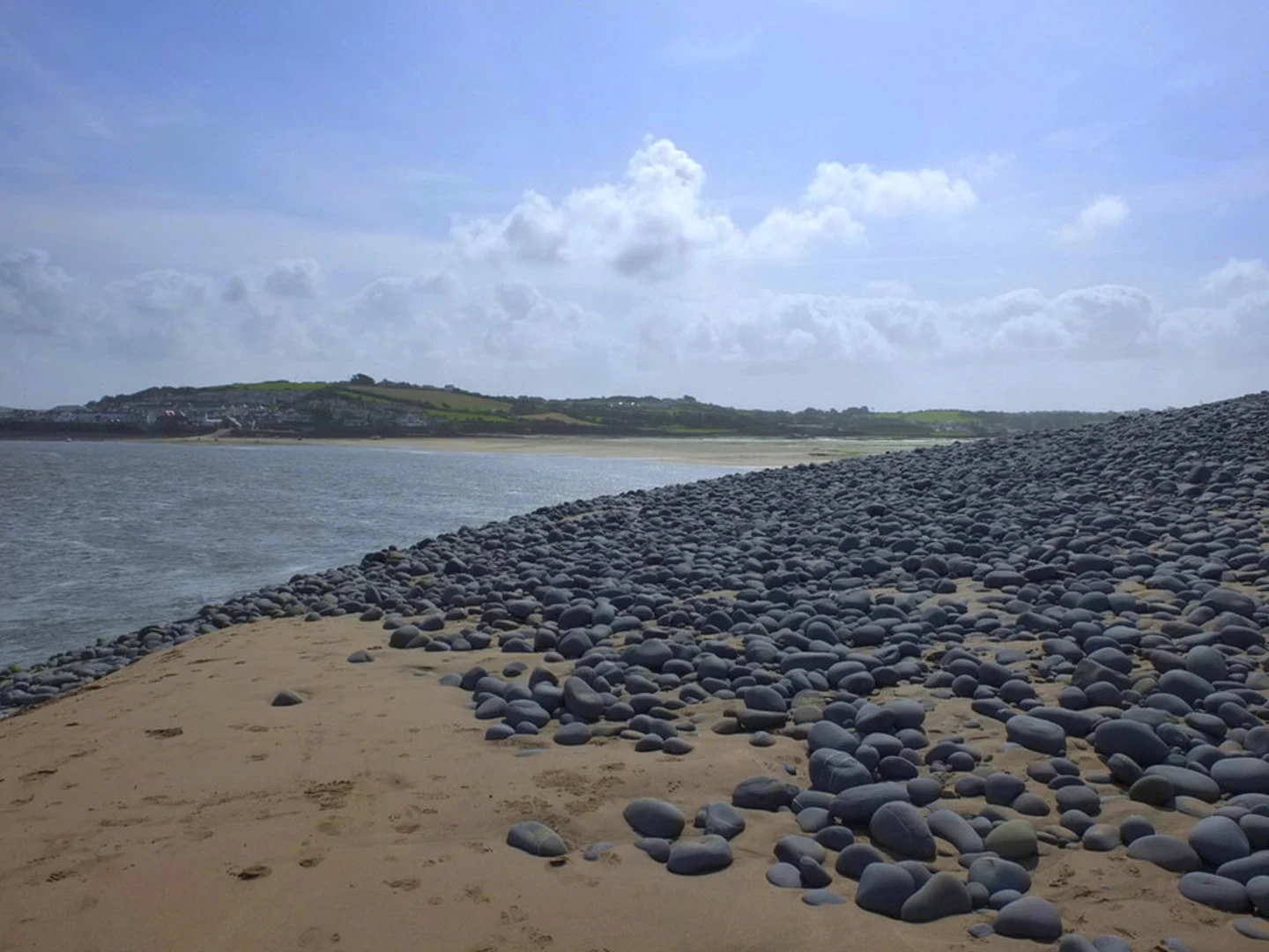 An image depicting the trail Northam Burrows Country Park Loop and its surrounding area.