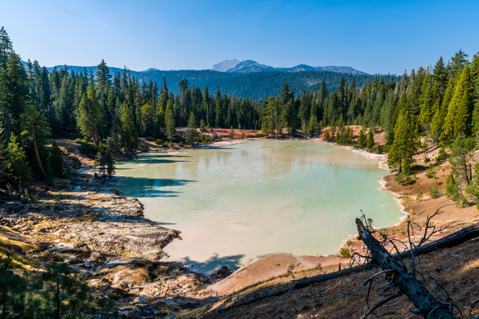 An image depicting the trail Drake Lake Trail and its surrounding area.